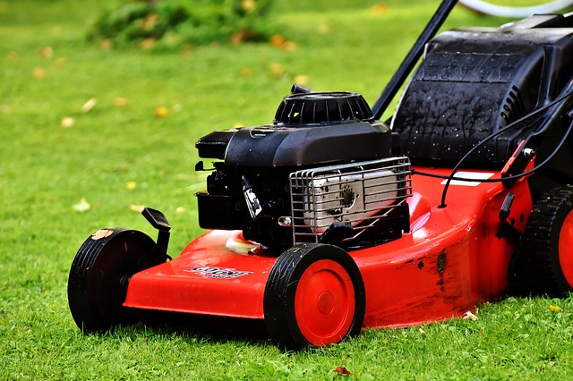 芝刈り機は手動・電動・エンジン式のどれを選べば良いか？