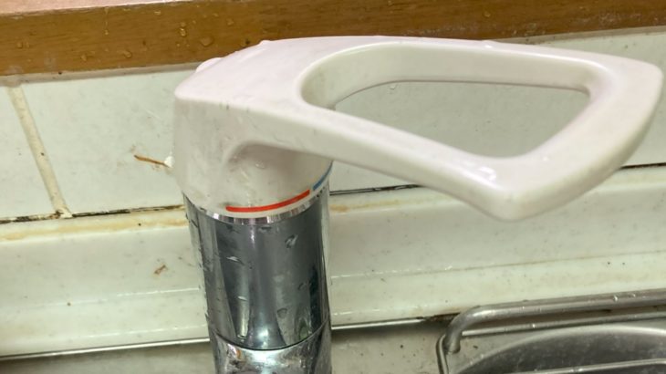 [DIY]キッチンの水道蛇口・TOTOシングルレバー混合栓の水漏をカートリッジ交換で自分で修理(QG1TKJ32UV18／TKJ32UBFRV18／THY582N )